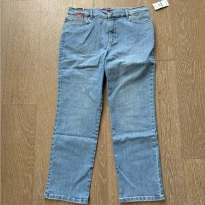 Gloria Vanderbilt Amanda flawless flex slimming jeans